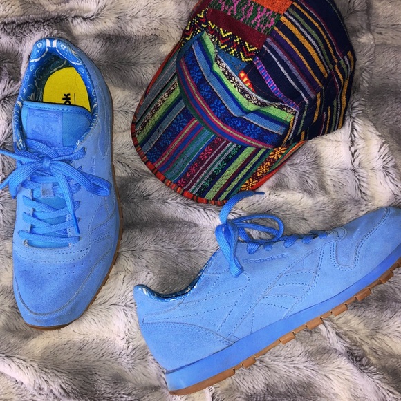 💦Baby Blue Reebok💦 - Picture 2 of 2